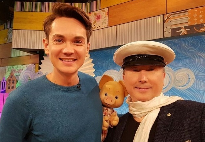 Фокусник и дети Фокусник